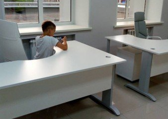 Кресло руководителя Айкью с регулировкой по высоте